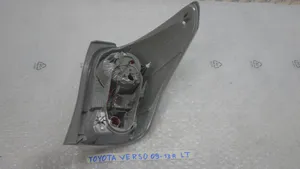 Toyota Verso Éclairage de pare-chocs arrière 81551-0F092