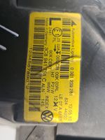 Volkswagen PASSAT CC Lampa przednia 3C8941751C