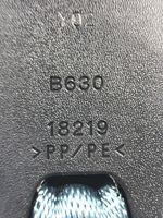 Subaru Forester SK Boucle de ceinture de sécurité arrière centrale 18219