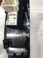 Subaru Outback (BS) Interruttore di controllo dell’alzacristalli elettrico 94263AL05A