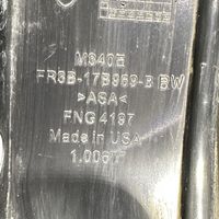 Ford Mustang VI Priešrūkinio žibinto apdaila/ grotelės FR3B17B969BBW