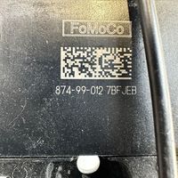 Ford Escape IV Klamra przedniego pasa bezpieczeństwa 87499012