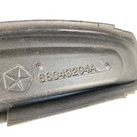 Chrysler 300C Wygłuszenie / Pianka błotnika przedniego 68043204A