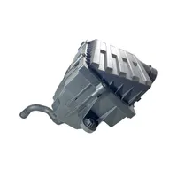 Audi Q3 F3 Scatola del filtro dell’aria 5Q0129607AD