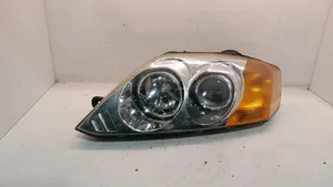 Hyundai Coupe Lampa przednia 921012C021