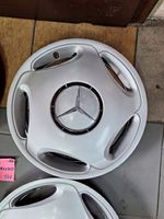 Mercedes-Benz E W210 Enjoliveurs R15 