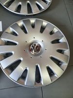 Volkswagen Jetta V Enjoliveurs R16 