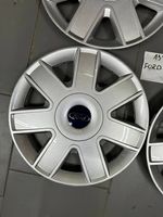 Ford Fiesta Mozzo/copricerchi/borchia della ruota R13 