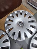 Volkswagen Jetta VI Mozzo/copricerchi/borchia della ruota R16 1K0601147