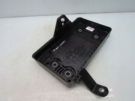 Nissan Qashqai J12 Boîte de batterie 244286UB0A