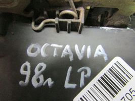 Skoda Octavia Mk1 (1U) Zamek drzwi przednich 