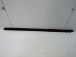 Nissan Micra Rivestimento della portiera anteriore (modanatura) 