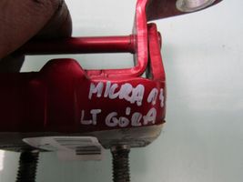 Nissan Micra Задняя верхняя петля 