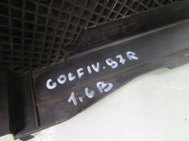 Volkswagen Golf IV Cache courroie de distribution 06A109108B