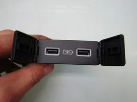 Honda Jazz IV GR Connettore plug in USB 39090TZAJ012M1