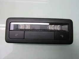 Mazda 3 Éclairage lumière plafonnier avant 