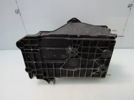 Mazda 3 Bandeja para la caja de la batería BCJH56041
