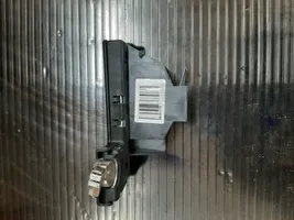 Audi A4 S4 B8 8K Fusibile relè della batteria 4F0915519