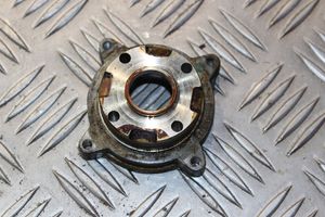 BMW 7 E65 E66 Kita variklio galvutės detalė 7514509