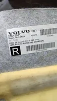Volvo V40 Etulattiamatto 25615031