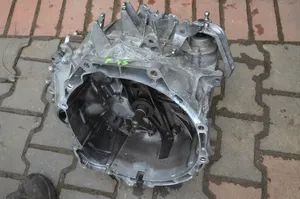 BMW 2 F45 Manualna 6-biegowa skrzynia biegów GS658BG