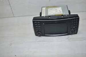 Mercedes-Benz R W251 Radio/CD/DVD/GPS-pääyksikkö A2518705094