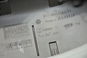 Volkswagen Touareg I Poszycie klapy tylnej bagażnika i inne elementy 7L68676050