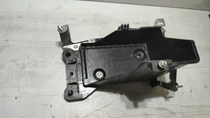 Mazda 2 Vassoio scatola della batteria DA7A56041