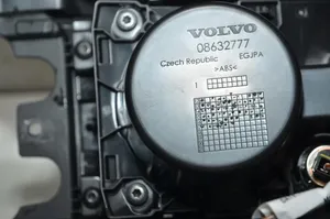 Volvo V40 Consolle centrale 08632777