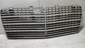 Mercedes-Benz E W124 Grille de calandre avant 