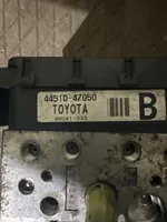 Toyota Prius (XW20) ABS-pumppu 4451047050