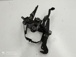 Audi A6 Allroad C5 Support de pompe de direction assistée 4Z7614119A