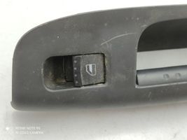 Seat Alhambra (Mk1) Rivestimento pulsantiera finestrino della portiera posteriore 7M3867172