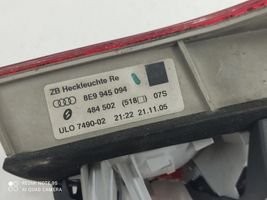 Audi A4 S4 B7 8E 8H Lampy tylnej klapy bagażnika 8E9945094