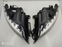 Audi Q7 4L Set di fari/fanali 4L0941004