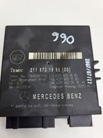 Mercedes-Benz E W211 Takaluukun/tavaratilan ohjainlaite/moduuli 2118701685