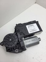 Volkswagen Touareg I Takaoven ikkunan nostomoottori 7L0959703C