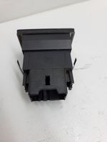 Volkswagen Touareg I Seat heating switch 7L6963569B