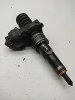 Volkswagen Touareg I Fuel injector 