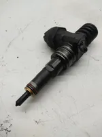 Volkswagen Touareg I Fuel injector 