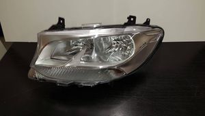 Mercedes-Benz Sprinter W907 W910 Lampa przednia A9109060000