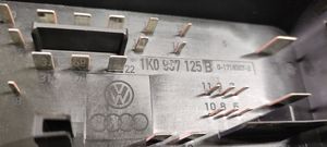 Volkswagen Golf V Módulo de fusible 1K0937125B