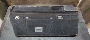 Opel Insignia A Dolny panel schowka koła zapasowego 88632A0