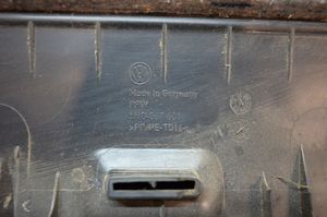 Volkswagen Tiguan Poszycie / Tapicerka tylnej klapy bagażnika 5N0867601