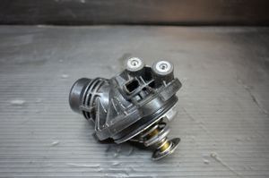 BMW X5 E70 Boîtier de thermostat / thermostat 119977