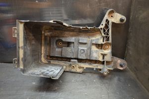 Volkswagen Touran I Boîte de batterie 1K0915333B