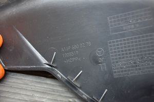 Mercedes-Benz B W245 Panelės apdailos skydas (šoninis) A1696800278