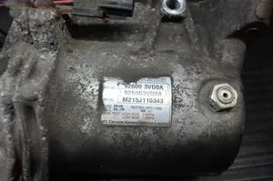 Nissan Juke I F15 Ilmastointilaitteen kompressorin pumppu (A/C) 926003VD0A