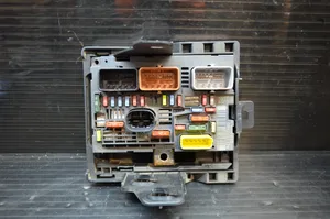 Citroen C5 Fuse module 9675877980