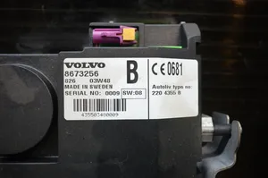 Volvo V50 Phone control unit/module 8673256